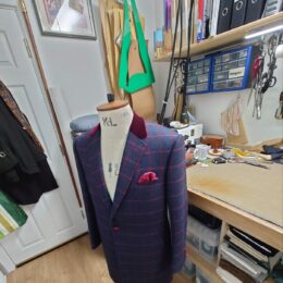 1 button velvet trim topcoat